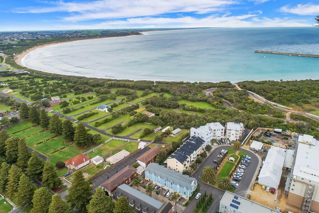 Four Bedroom Beachside Apartment Warrnambool Exterior foto